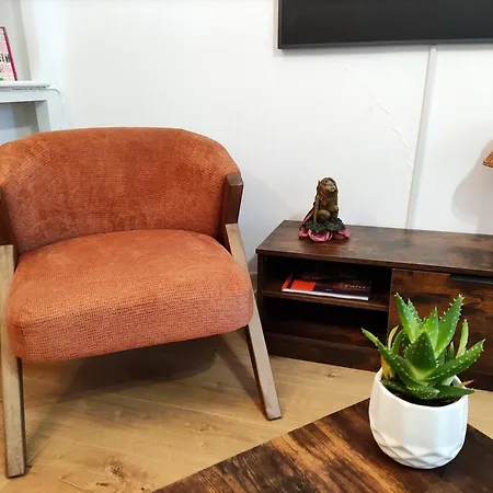 Apartment Confortable Pres Des Transports Paris