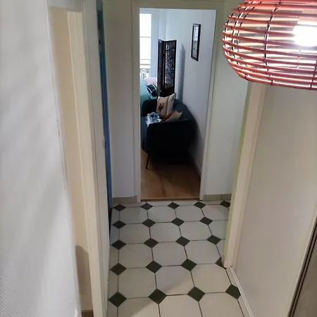 Confortable Pres Des Transports Apartment Paris